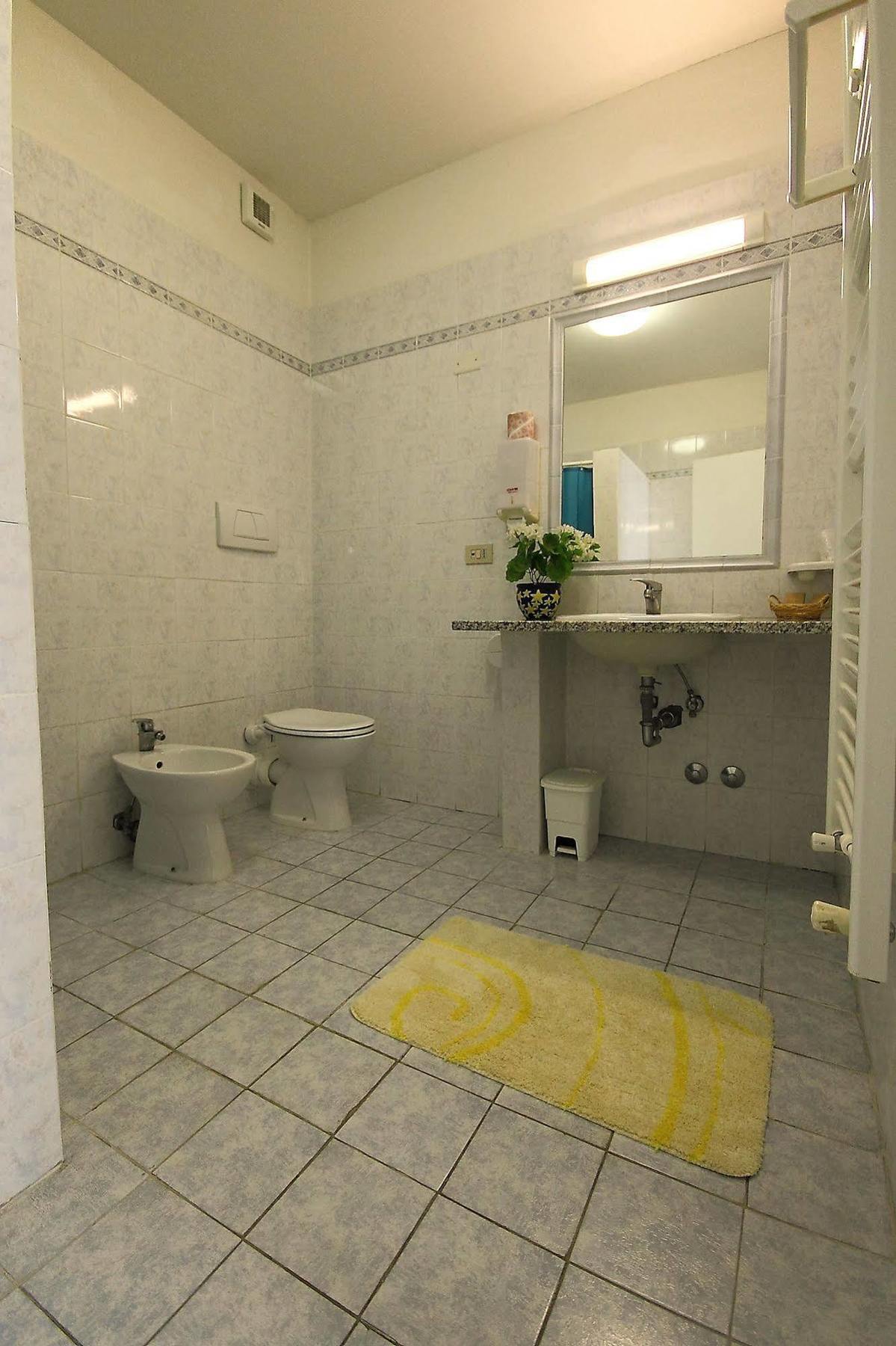 Hotel Il Ponte Cecina  Zewnętrze zdjęcie